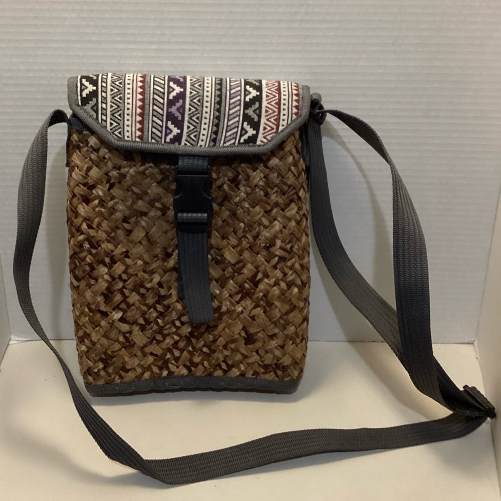 Sanig native crossbody purse
